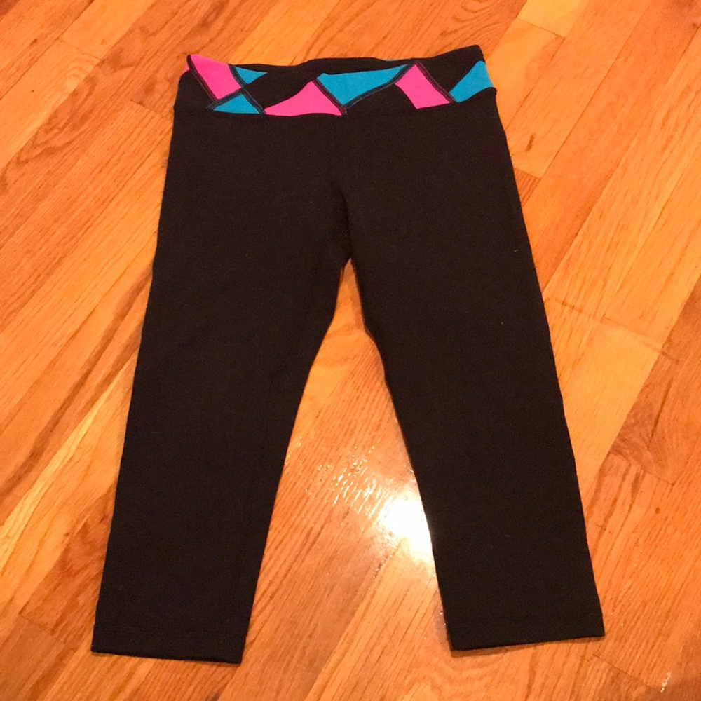 rare lululemon capris